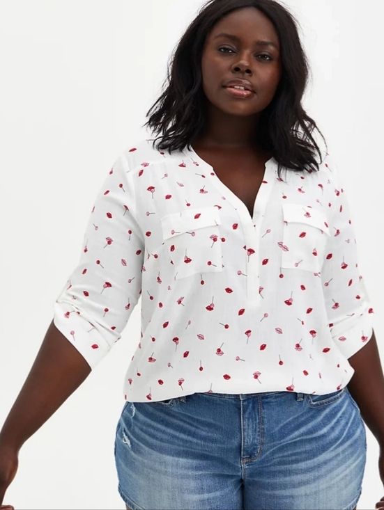 torrid Tops - IN SEARCH OF Torrid Lips &Lolly Harper Blouse in a 3x